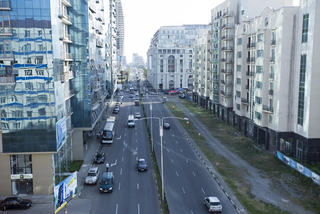 Batumi City Center Apartment Екстериор снимка