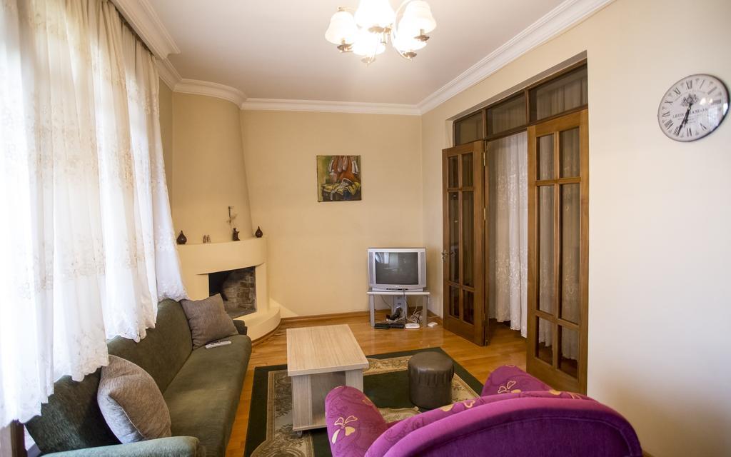 Batumi City Center Apartment Екстериор снимка